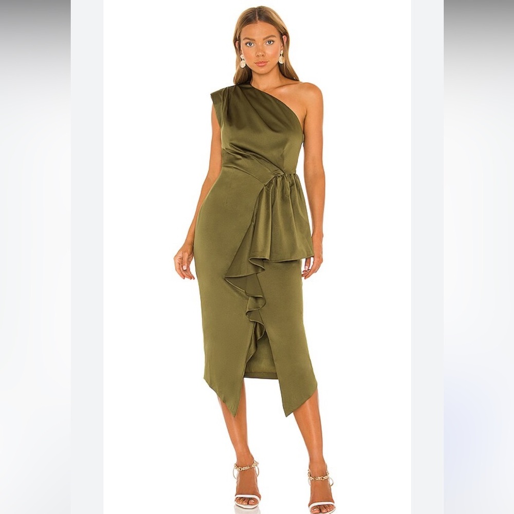 ELLIATT Blakely Dress in Olive REVOLVE Size M.